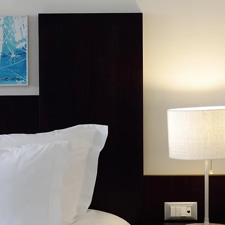 Ξενοδοχείο Hotel Praia 4*