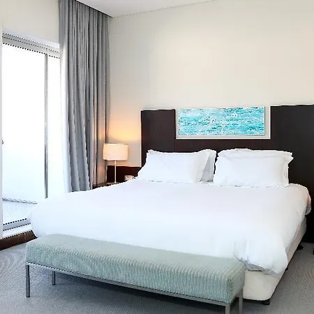 Hotel Praia Ξενοδοχείο 4*
