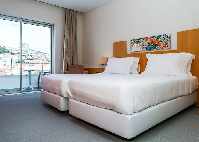 Hotel Praia Hotel 4*