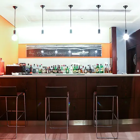 호텔 Hotel Praia 4*