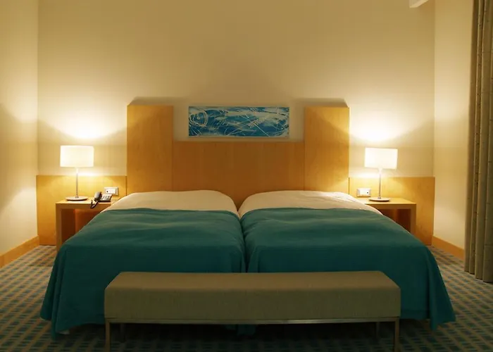 Отель Hotel Praia