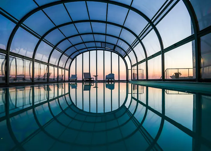 Hotel Praia Назаре