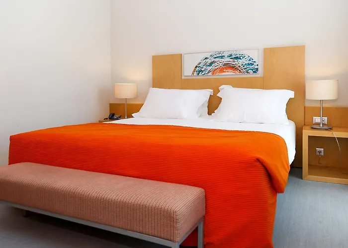 Hotel Praia Отель 4*