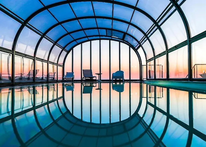 Hotel Praia Назаре